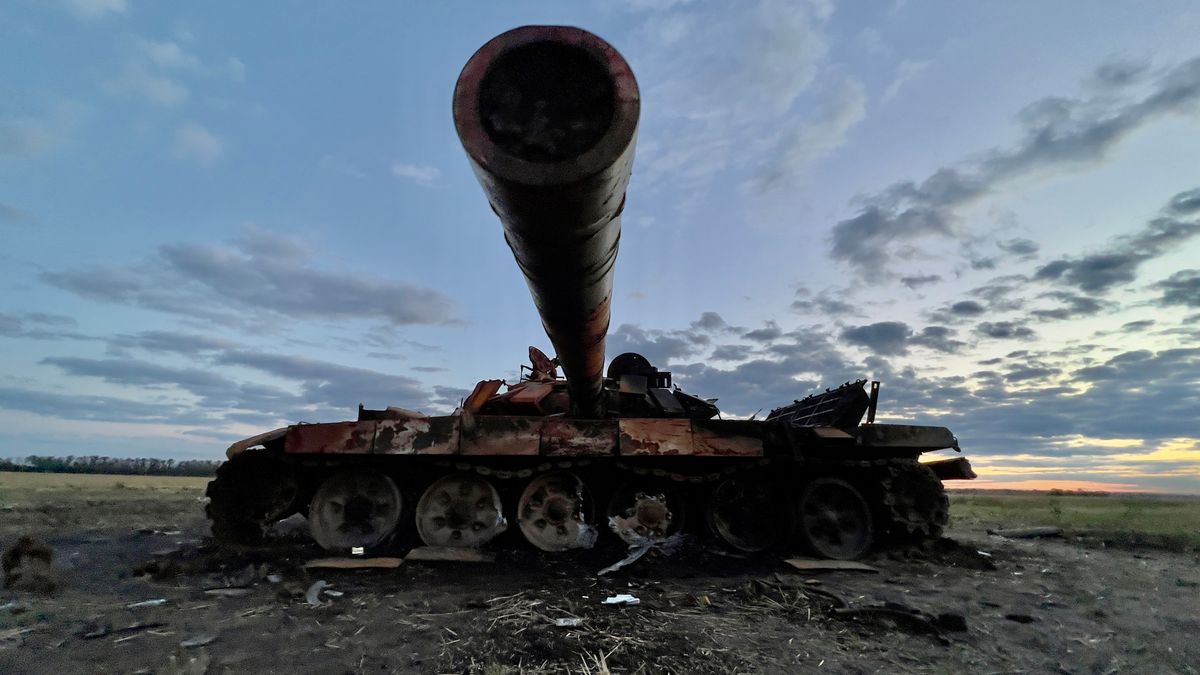 Zprávy z bojiště: Putinův velký den může přehlušit velká porážka